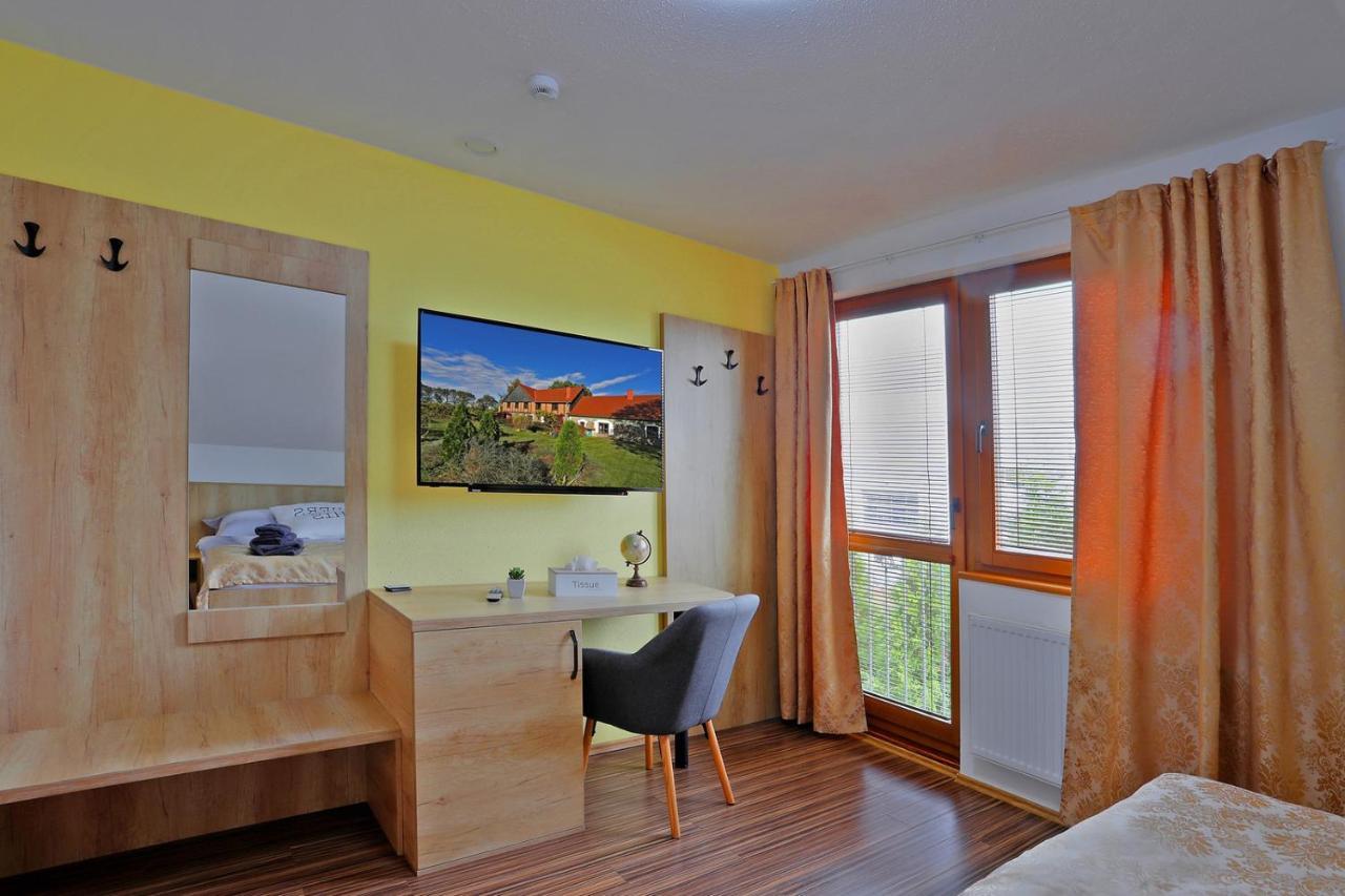 Eltako Penzion Karlsbad Exteriör bild